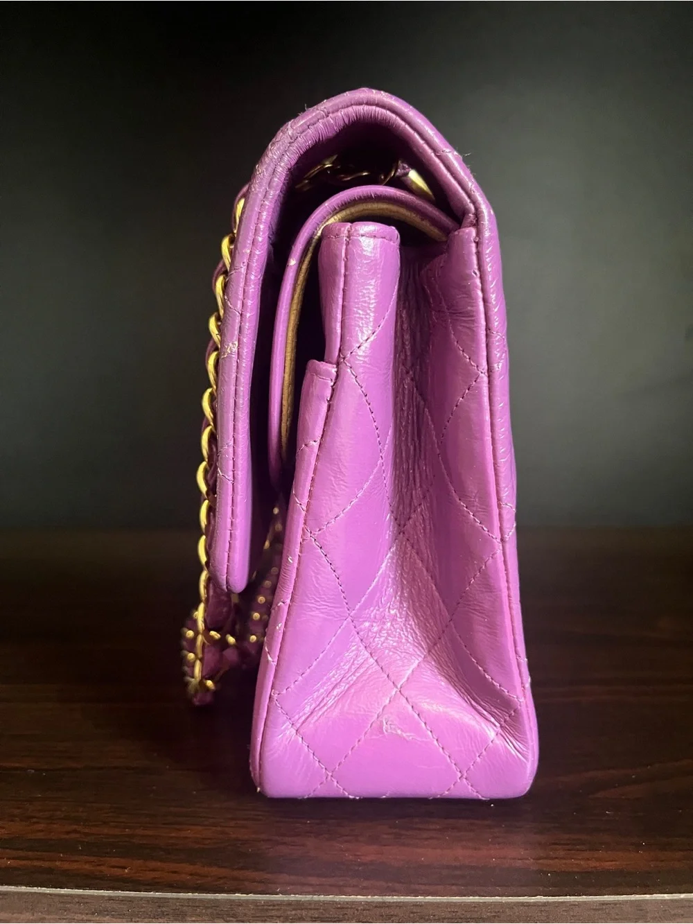 CHANEL Quilted Lambskin Shoulder Bag in Vibrant Purple 24KT Gold plated Chain - Picture 7 of 10
